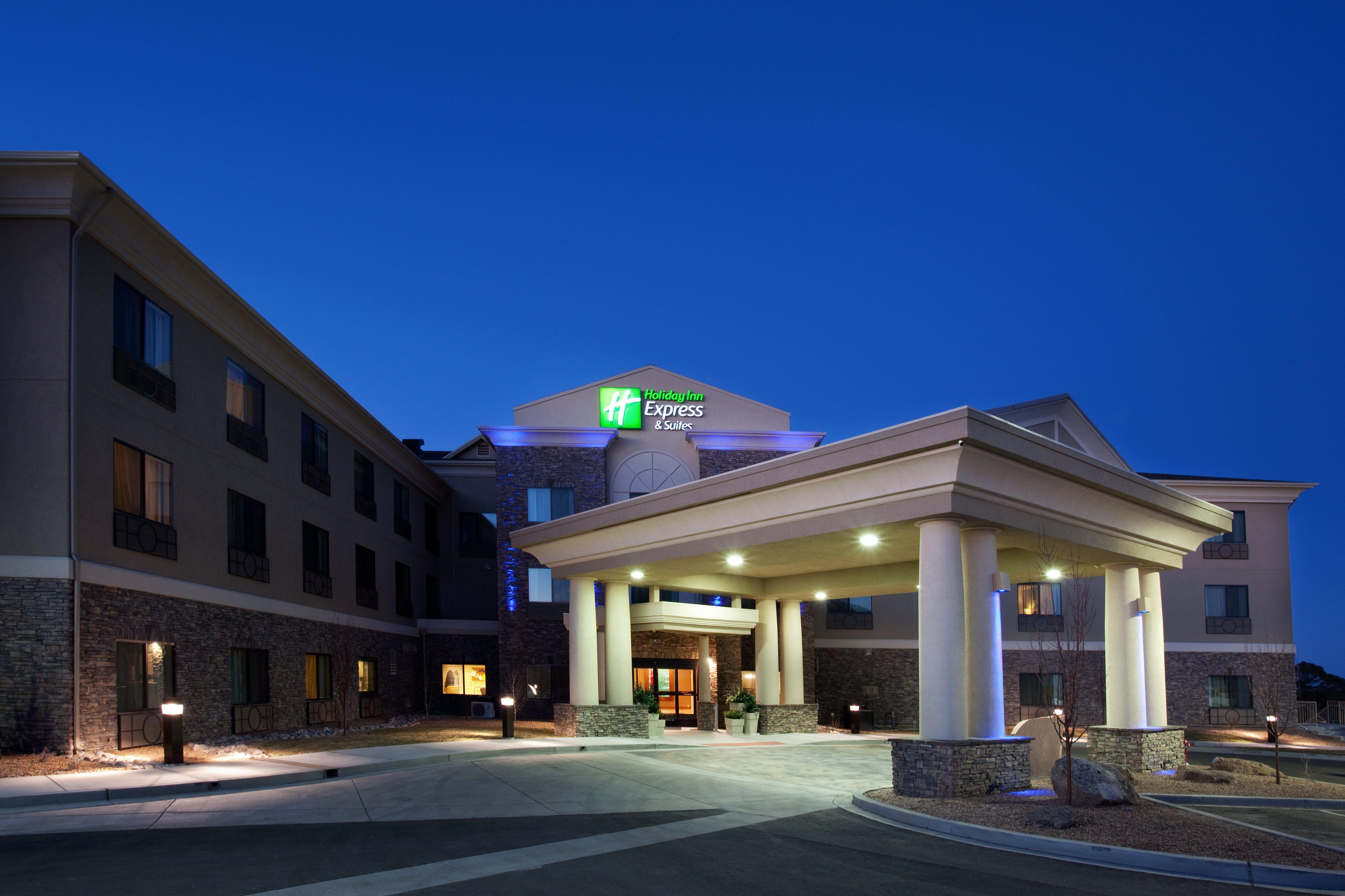 Holiday Inn Express And Suites Los Alamos Entrada Park By Ihg Eksteriør billede